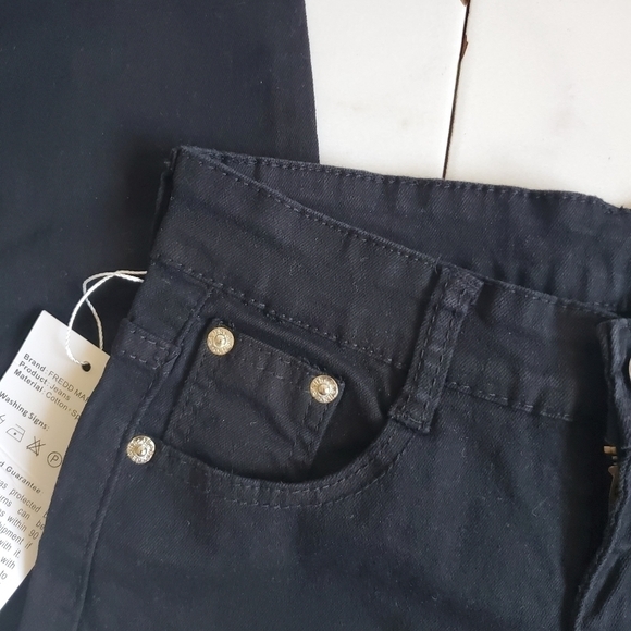 Fredd Marshall Kids's Distresed Black Jeans - Picture 5 of 13